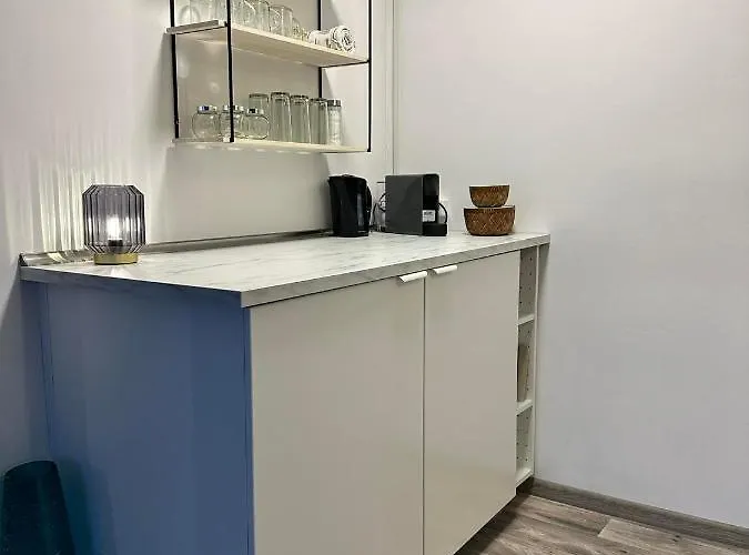 Olivia Vendeghaz 度假居